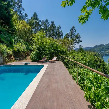Casa Azevinho Canicada Geres - By Proguest Ferienhaus Soengas